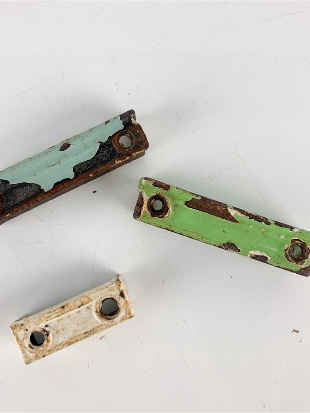 Vintage Lot Of 3 Iron Rim Lock Keepers Chippy Farmhouse Painted Salvage Locks